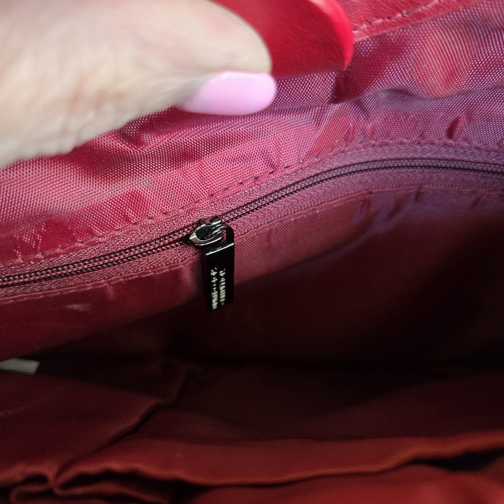 United Colors Of Benetton Burgundy Red Mini Circle-Handle Leather Bag 12x13.5 - Picture 4 of 12